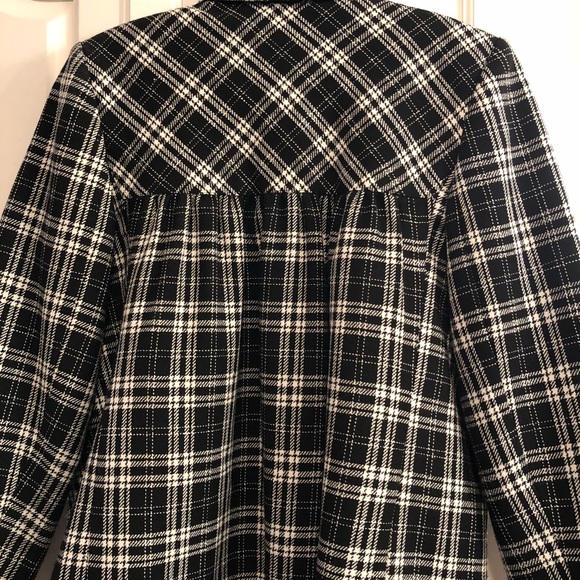 Black and white jacket - Picture 2 of 4